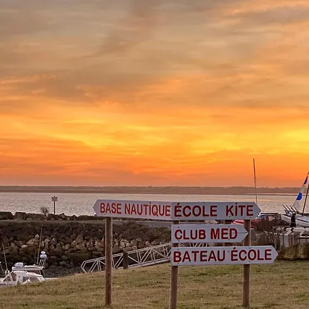 Maison Agreable Avec Terrasse Privee, Proche Plage Et Commerces - Fr-1-705-4 Casa de Férias *