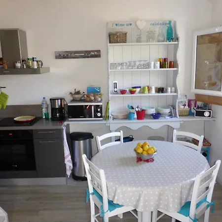 Maison Agreable Avec Terrasse Privee, Proche Plage Et Commerces - Fr-1-705-4 *