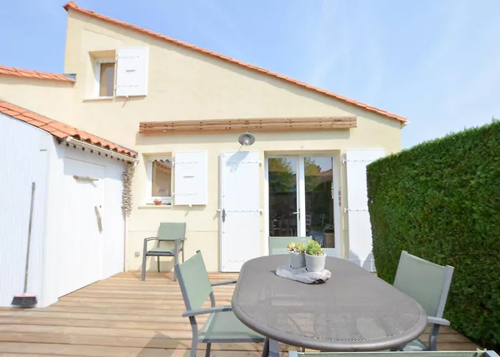 度假居 Maison Agreable Avec Terrasse Privee, Proche Et Commerces - Fr-1-705-4 *