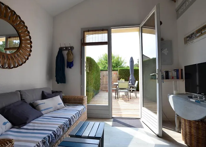 度假居 Maison Agreable Avec Terrasse Privee, Proche Et Commerces - Fr-1-705-4 拉帕尔米雷