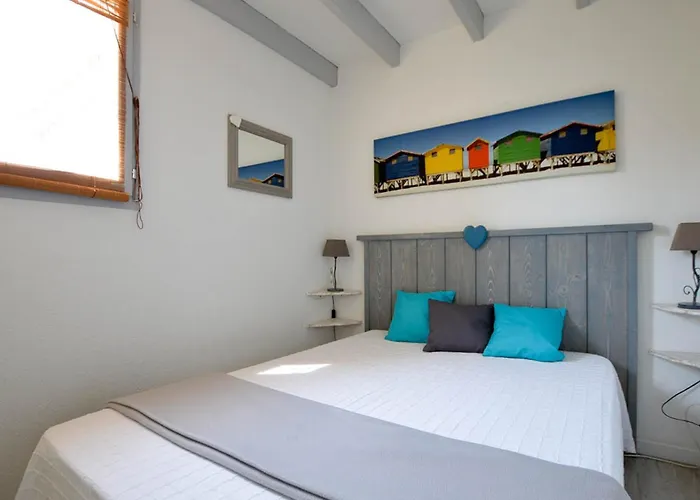 Maison Agreable Avec Terrasse Privee, Proche Et Commerces - Fr-1-705-4 度假居