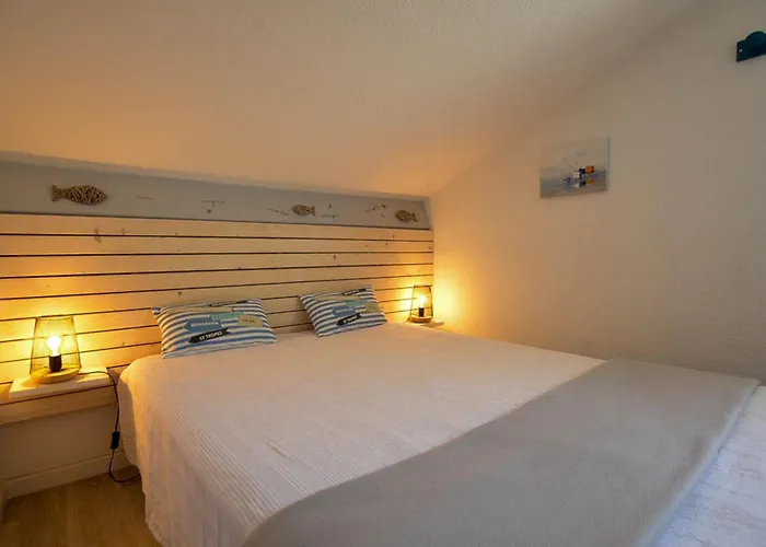 Maison Agreable Avec Terrasse Privee, Proche Et Commerces - Fr-1-705-4